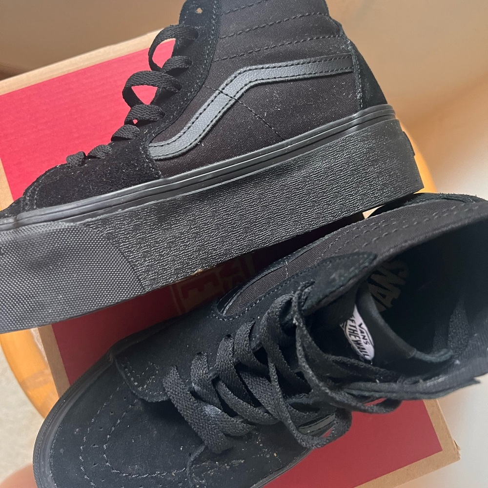 Sk8-Hi Tapered Stackform Suede Canvas Shoe
